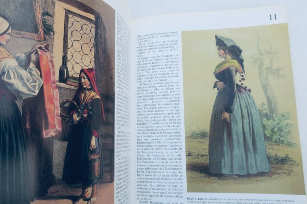 Traditionelle Trachten der Aquitaine