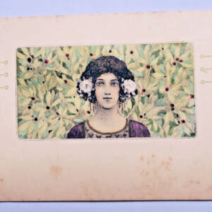 modèle aux fleurs blanches ART NOUVEAU