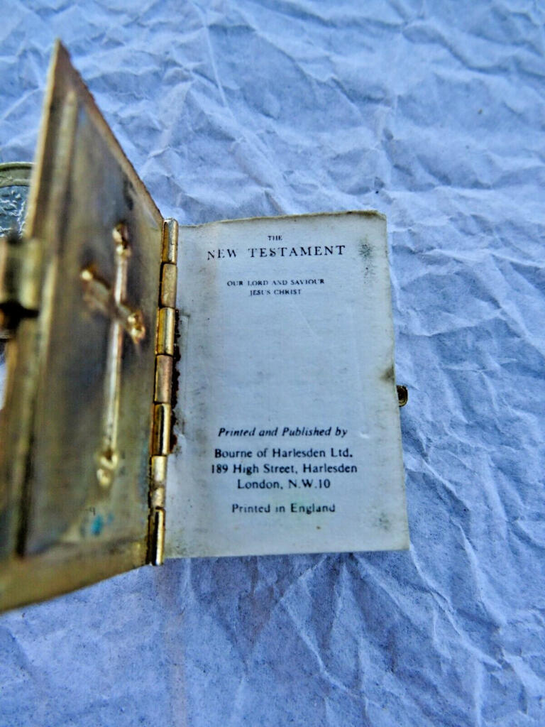 Miniature New Testament Bible