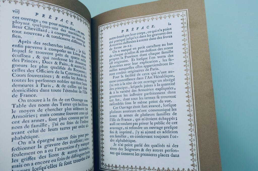 DUBUISSON M. Armorial des principales maisons et familles du Royaume