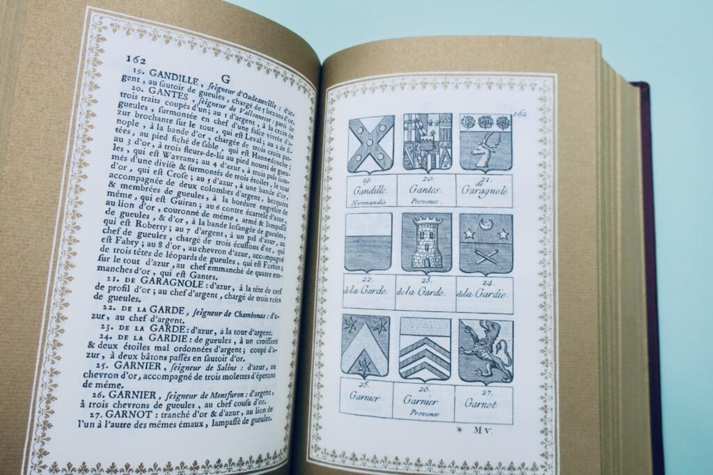 DUBUISSON M. Armorial des principales maisons et familles du Royaume