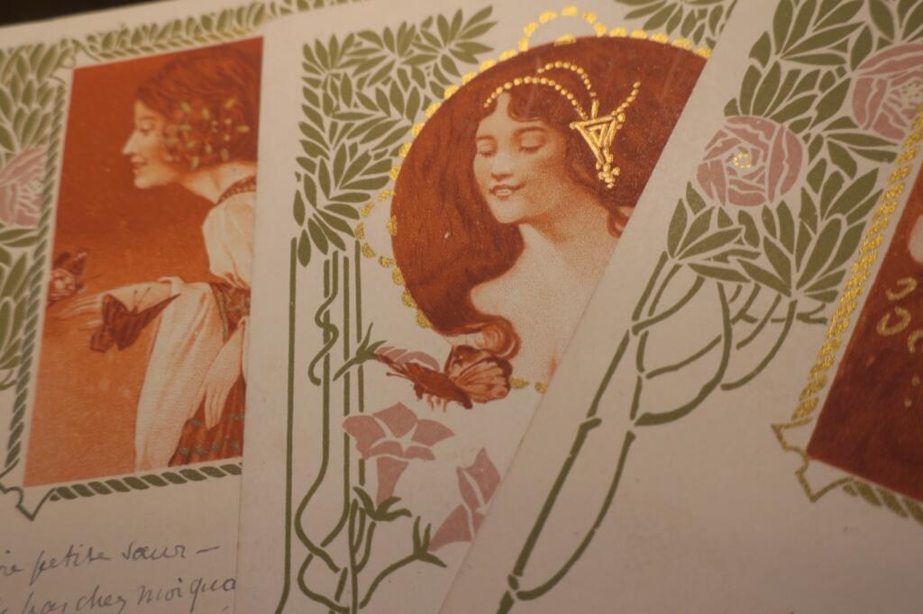 Drei Postkarten der Belle Époque