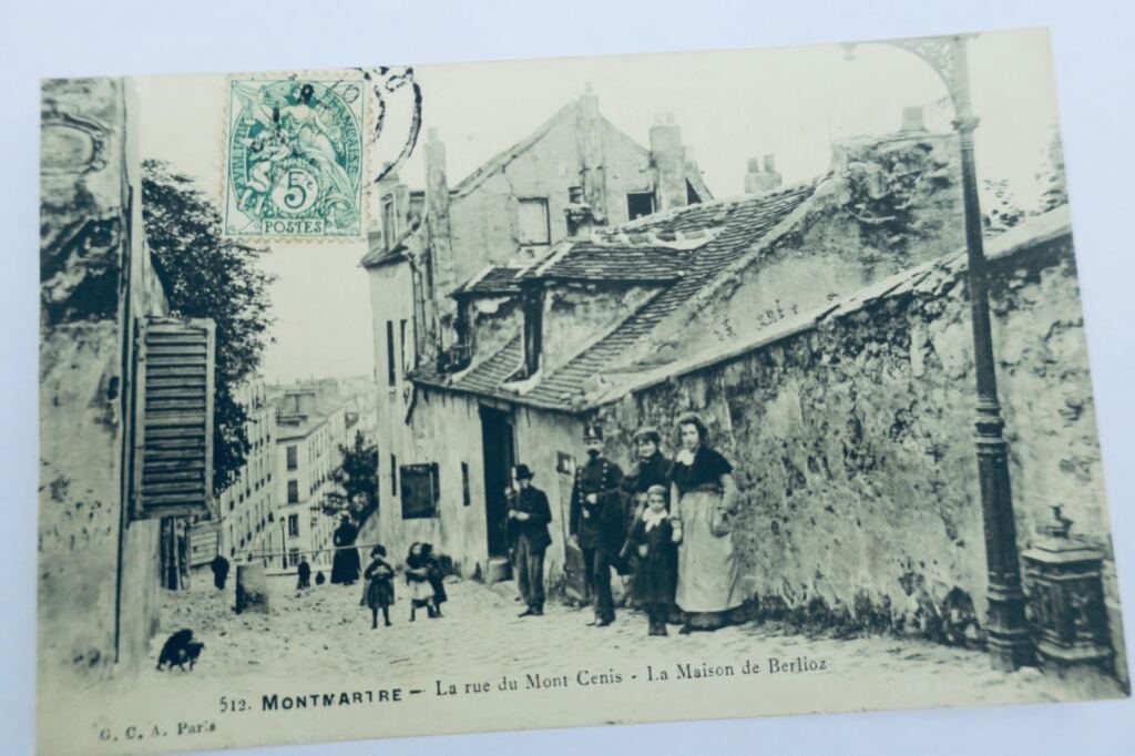 Historic postcard of Paris