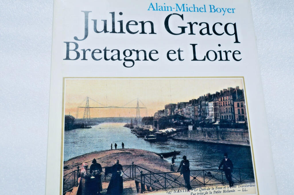 JULIEN GRACQ BRETAGNE ET LOIRE