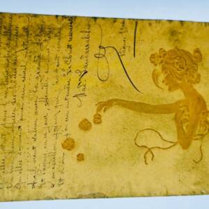 art nouveau jeune femme dorée et gaufrée