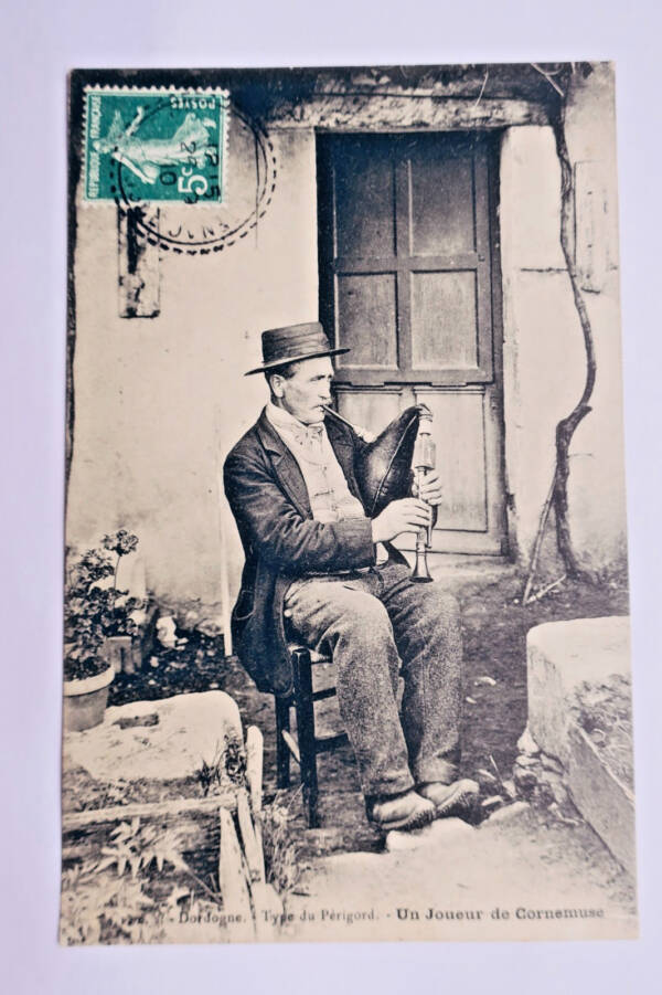 Holzschnitt eines Périgord-Bagpipers
