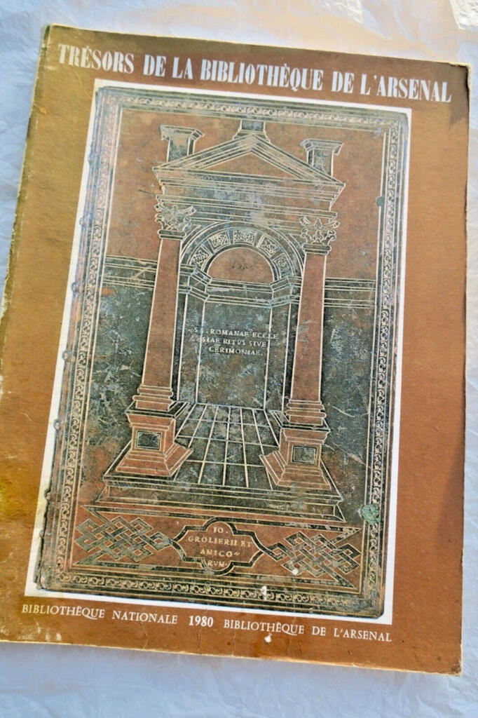Arsenal Library Treasures - National Collection