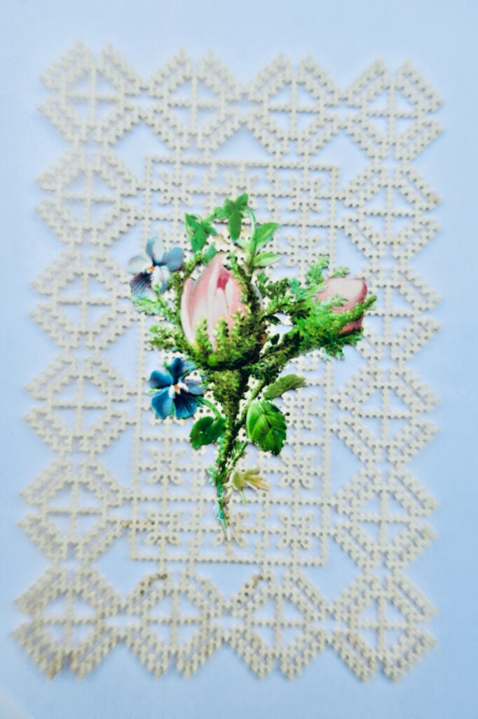 Canivet à la rose 75 x 110 mm. authentique