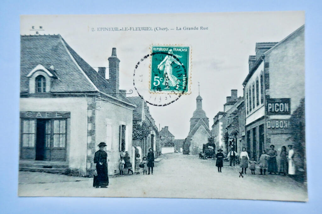 EPINEUIL LE FLEURIEL – La grande rue