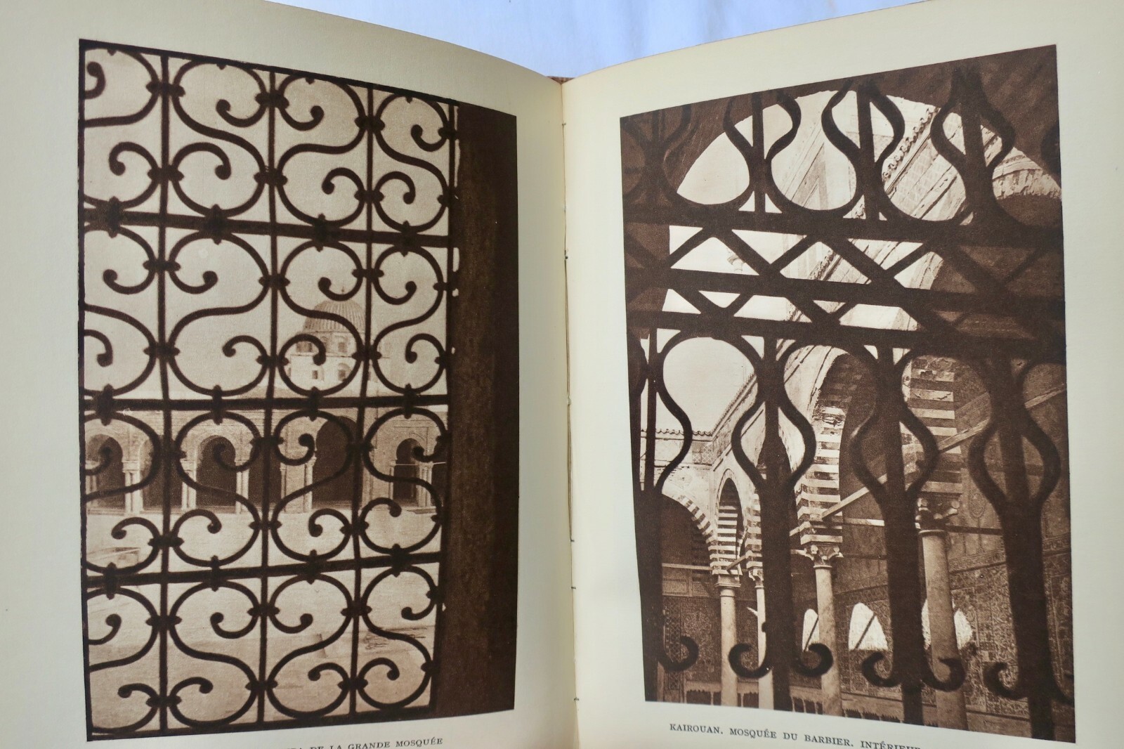 Illustrated journey through early 20th century Tunisia - Image 10