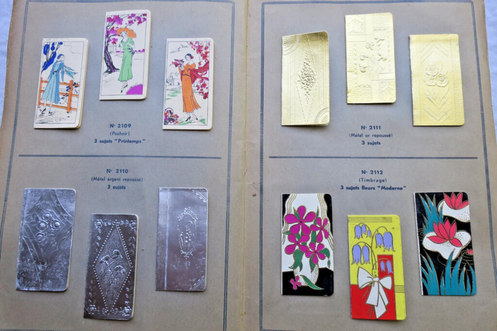 Sample display calendars for 1934