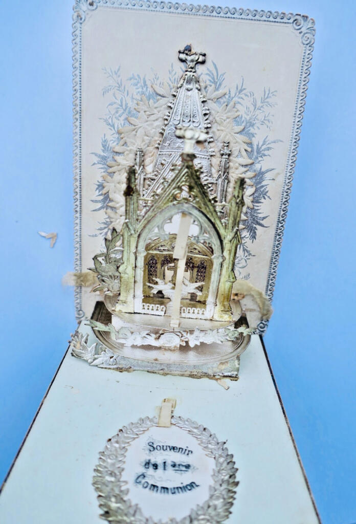chapelle dépliante Carte postale à système POP UP 73 x 108 mm.,