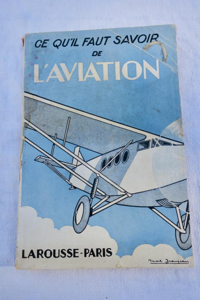 Essential Guide to Aviation Science and Technology
