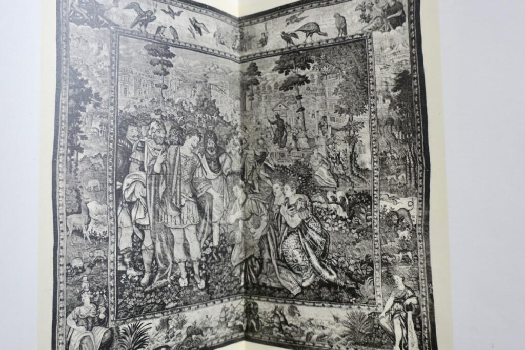 Ancient tapestries from 16th to 18th centuries