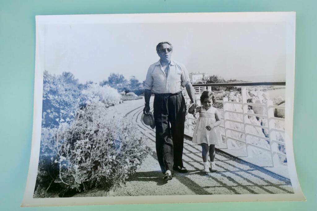 Onassis Silver Print Photograph 18 x 13 cm