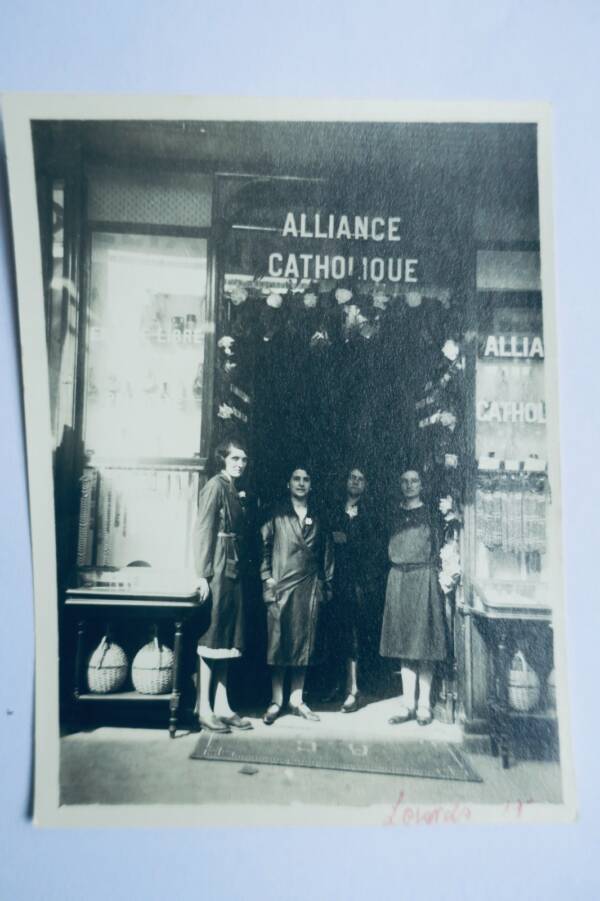 commerce devanture ALLIANCE CATHOLIQUE photo argentique 1929