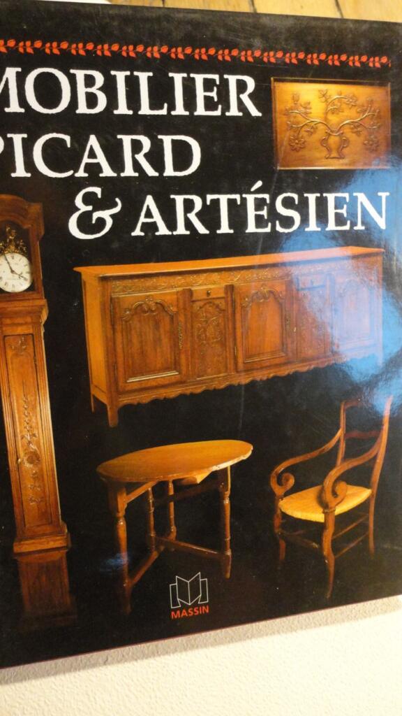 Möbel und Kunst aus Picardie