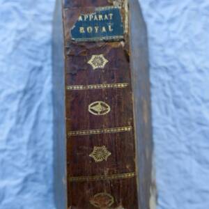 Latin Le Petit Apparat Royal, ou Dictionnaire françois et latin 1757