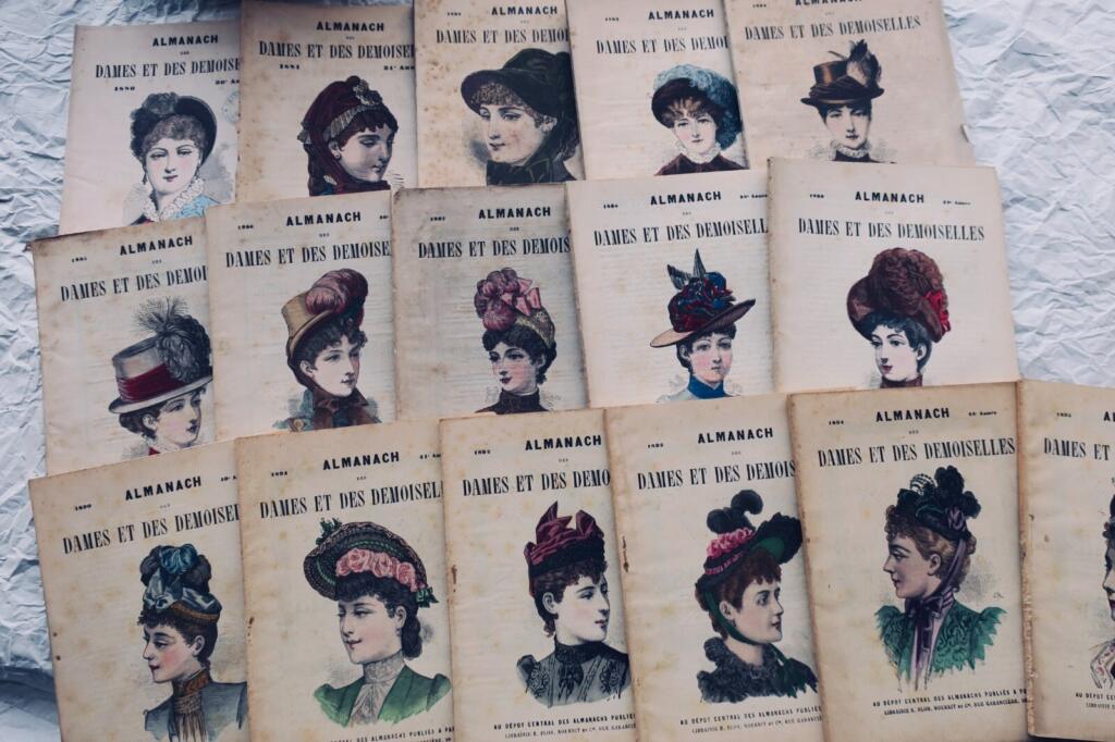 54-jährige komplette Sammlung von Damenalmanachen