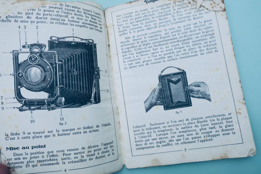 Voigtländer Universal 9x12 Camera Manual