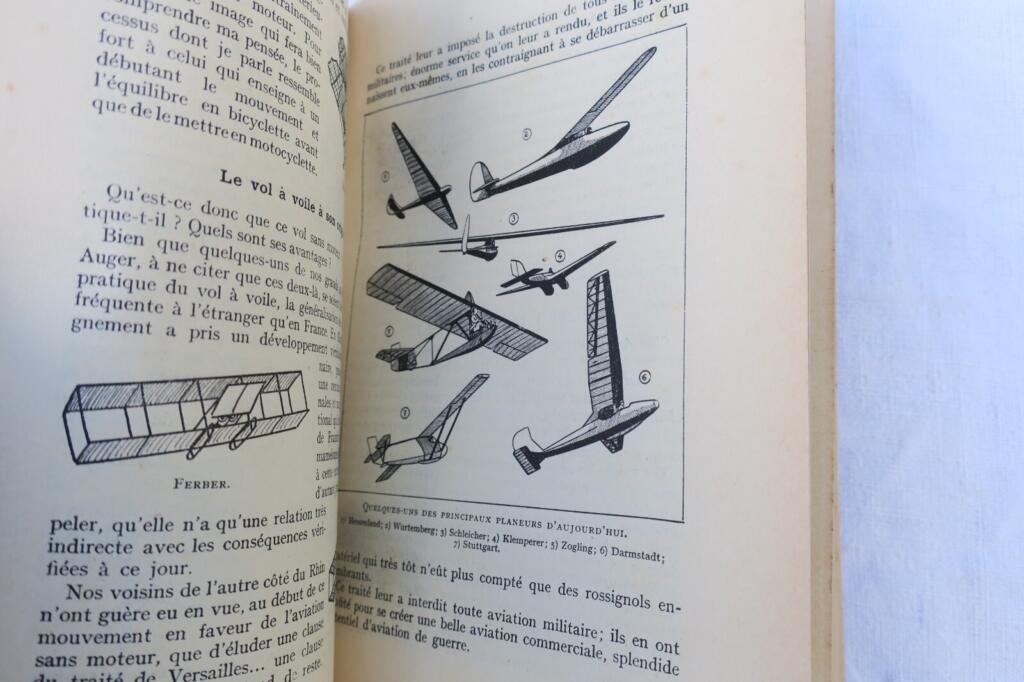 Essential Guide to Aviation Science and Technology