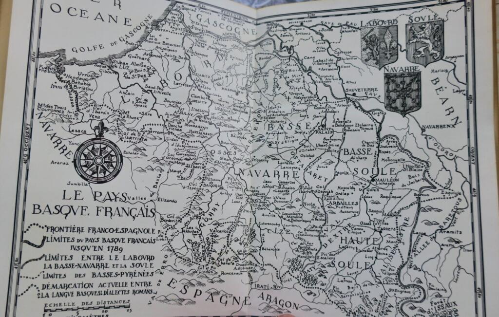 Basque VEYRIN PHILIPPE LES BASQUES DE LABOURD, DE SOULE ET DE BASSE NAVARRE…