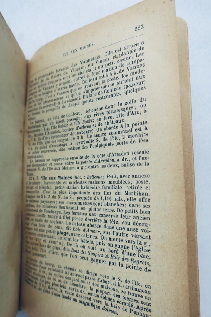 Brittany Illustrated Sea Bathing Guide 1921