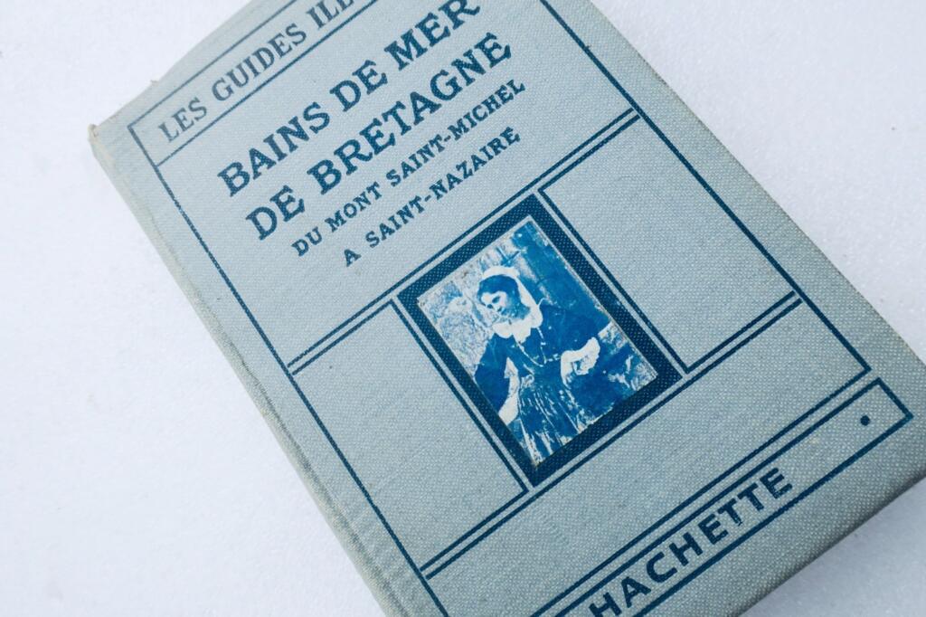 Brittany Illustrated Sea Bathing Guide 1921