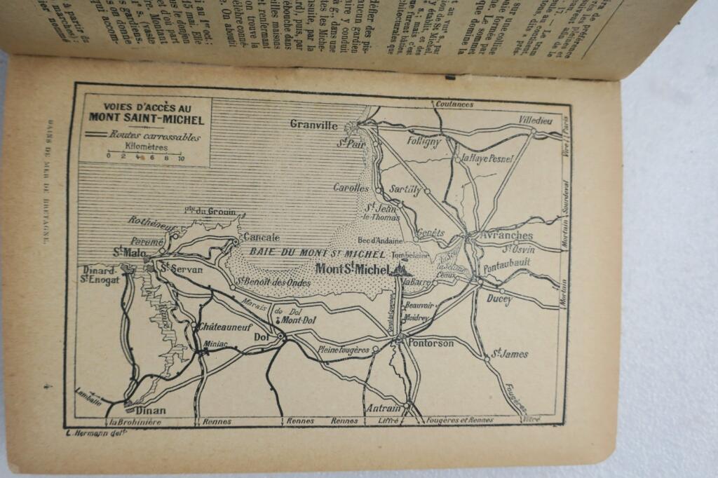 Brittany Illustrated Sea Bathing Guide 1921