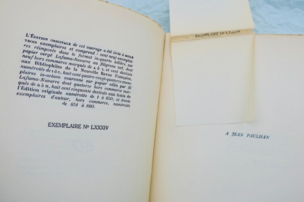 Poetische Zusammenarbeit von vier Autoren