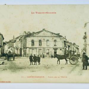 Castelsarrasin place de la vérité