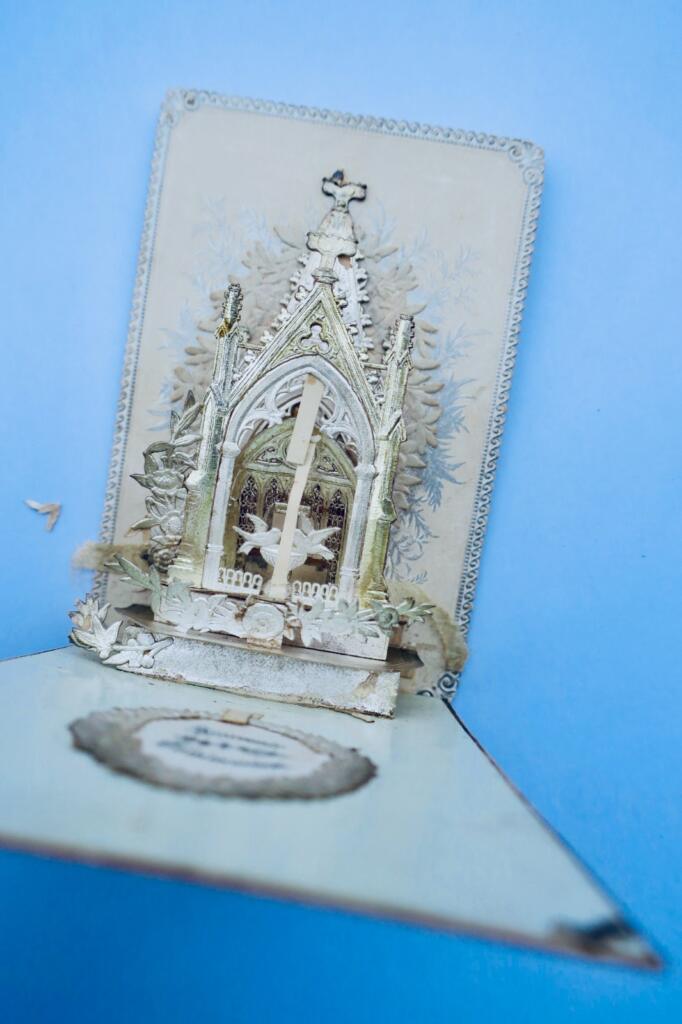chapelle dépliante Carte postale à système POP UP 73 x 108 mm.,