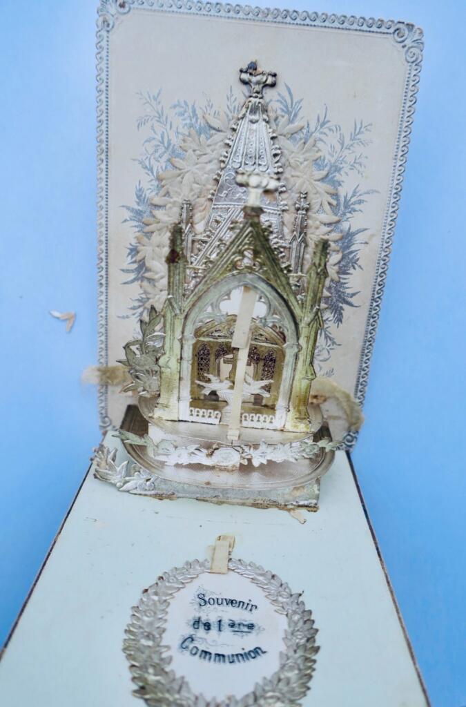 chapelle dépliante Carte postale à système POP UP 73 x 108 mm.,