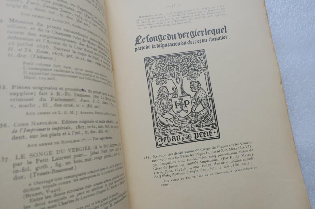 Sammlung seltener Bücher aus Terdecq Schlössern