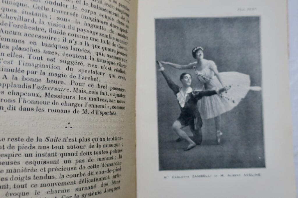danse au théâtre Esthétique et actualités mêlées 1924