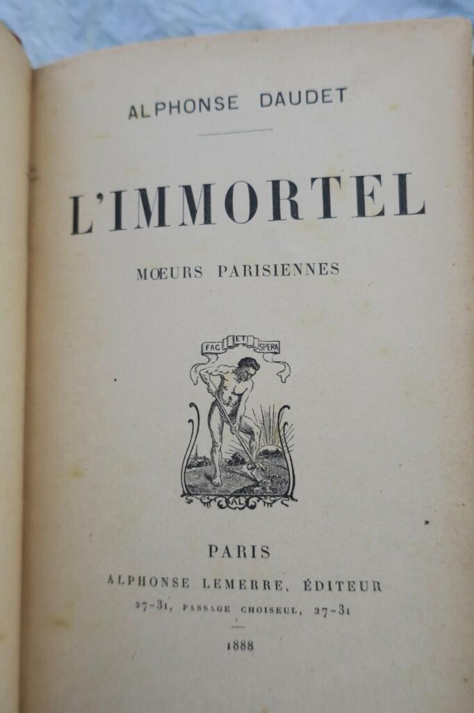 Pariser Sitten und unsterbliche Ambitionen