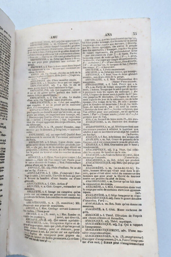 French dictionary for Christian schools