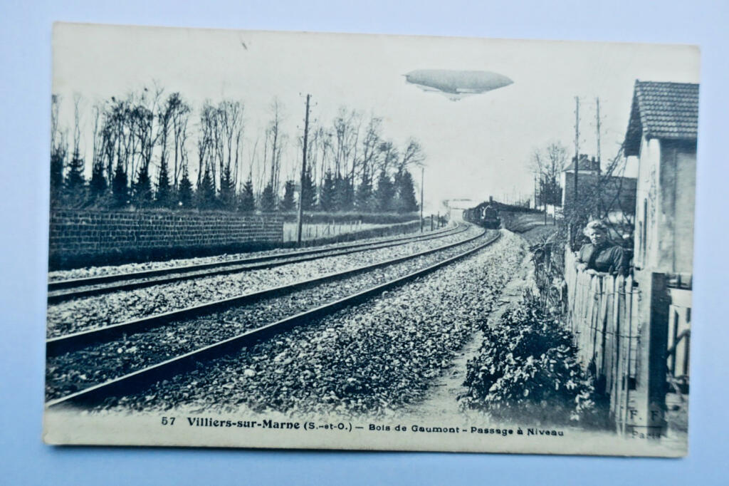 1914年ヴィリエ=シュル=マルヌの飛行船列車模型