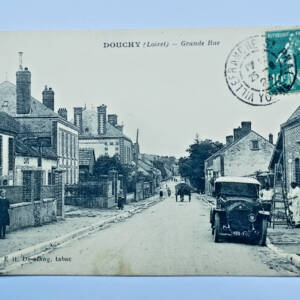 Douchy LOIRET grande rue
