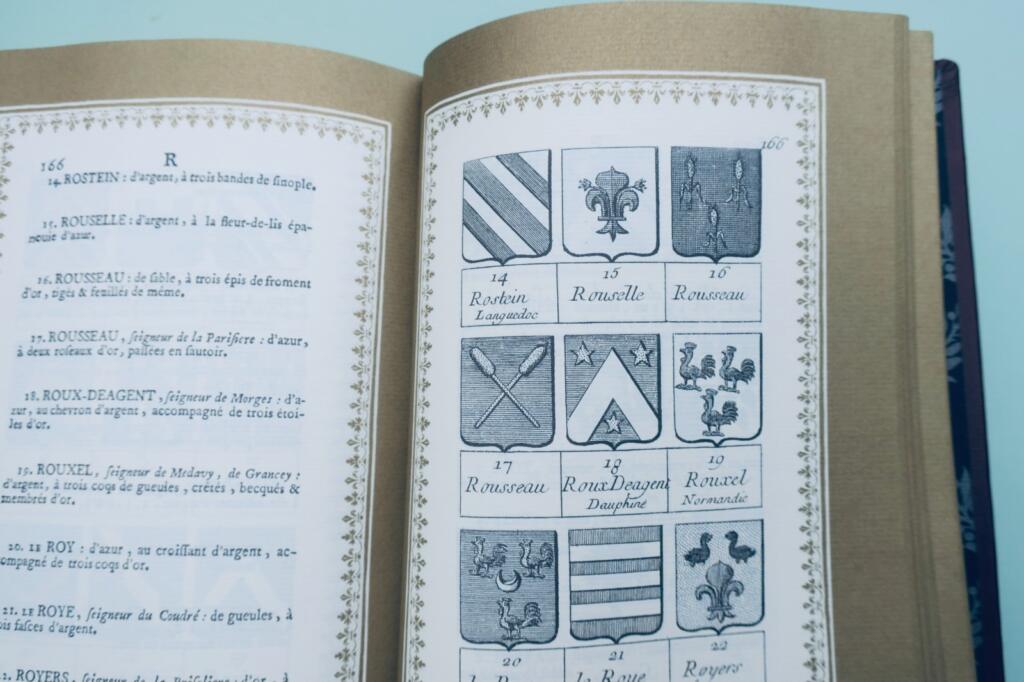 DUBUISSON M. Armorial des principales maisons et familles du Royaume