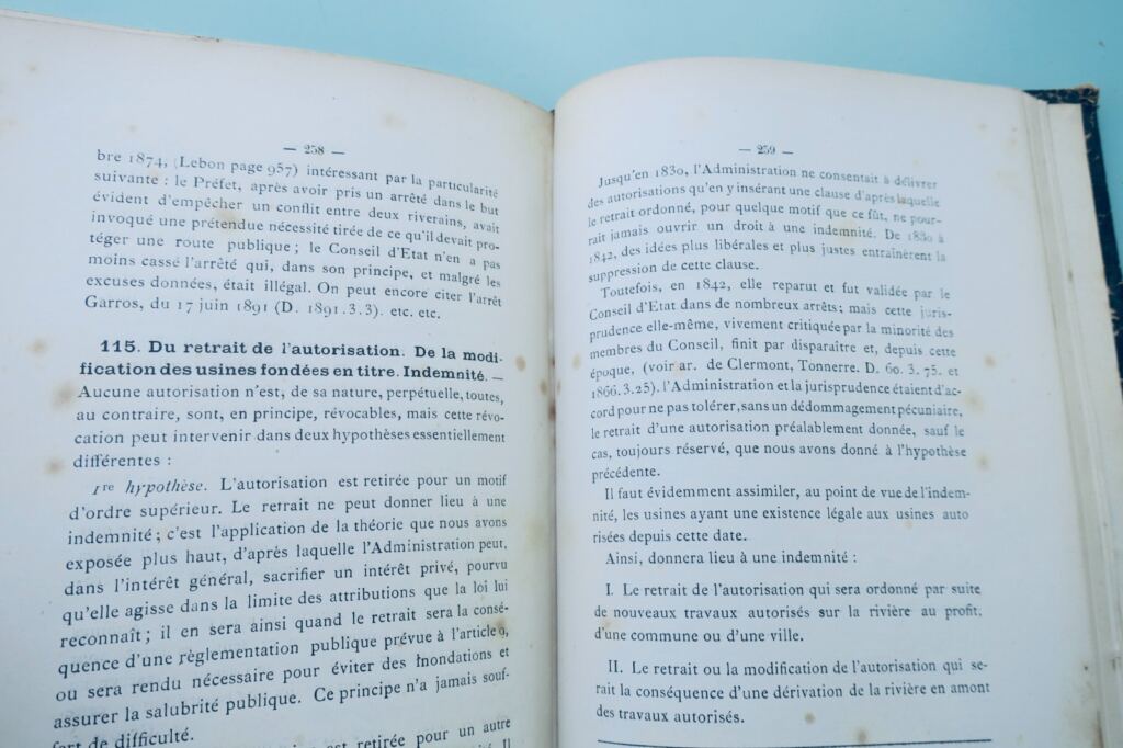 1912年フランスにおける滝の法規制