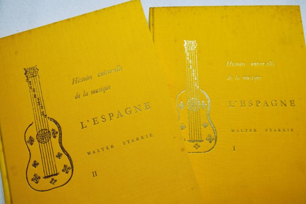 Espagne HISTOIRE UNIVERSELLE DE LA MUSIQUE, ESPAGNE, VOYAGE MUSIQUE