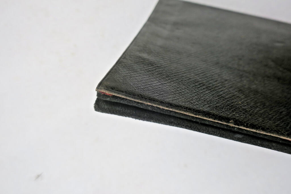 Etui 16 février 1882 plein cuir CORRESPONDANCE ART D&rsquo;ECRIRE ARMOIRIE