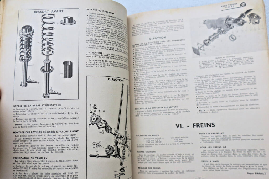 FORD TAUNUS REVUE TECHNIQUE AUTOMOBILE 1961 – N°180 Dauphine
