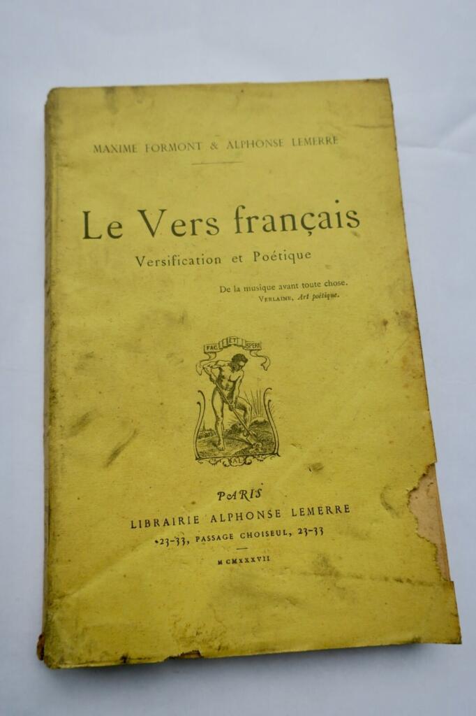 Französische Verskunst: Versifikation und Poetik