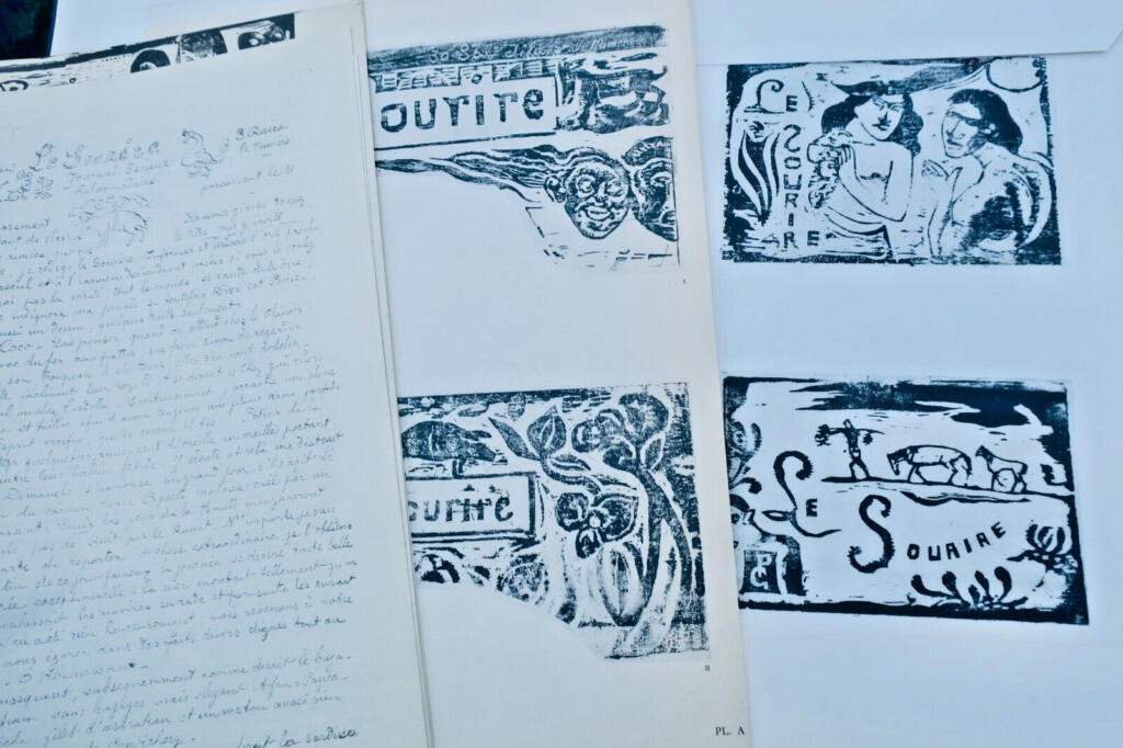 Gauguin's Complete Smile - Facsimile Collection