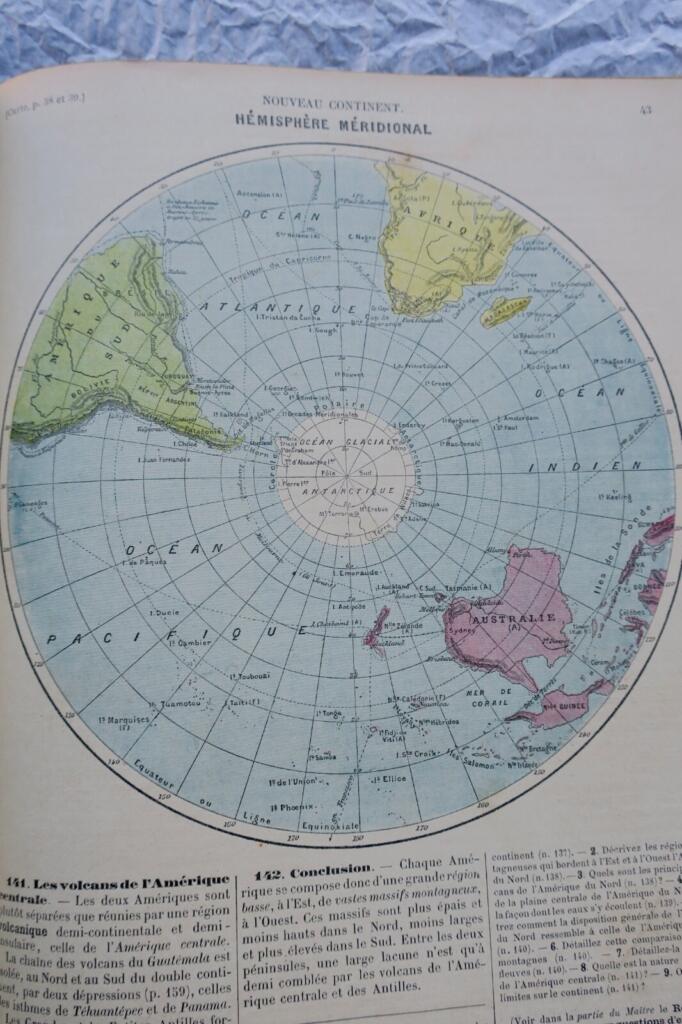 Geografielehrbuch von 1895 über die fünf Kontinente
