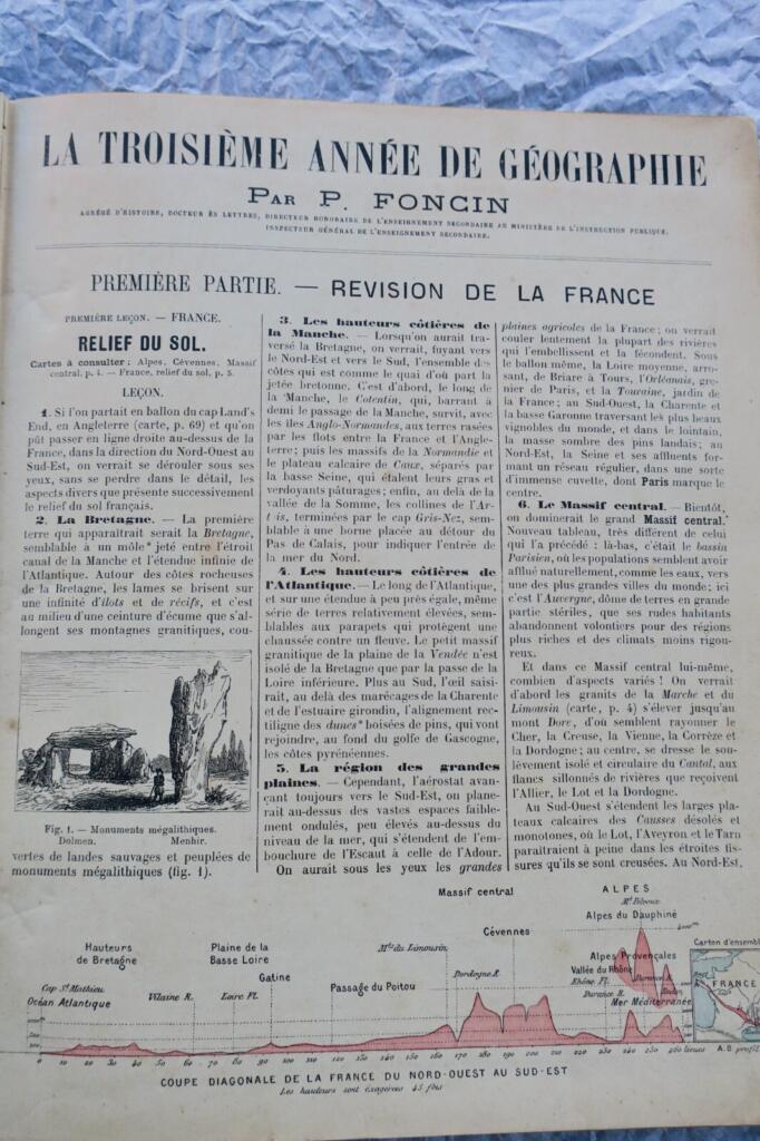 Geografielehrbuch von 1895 über die fünf Kontinente