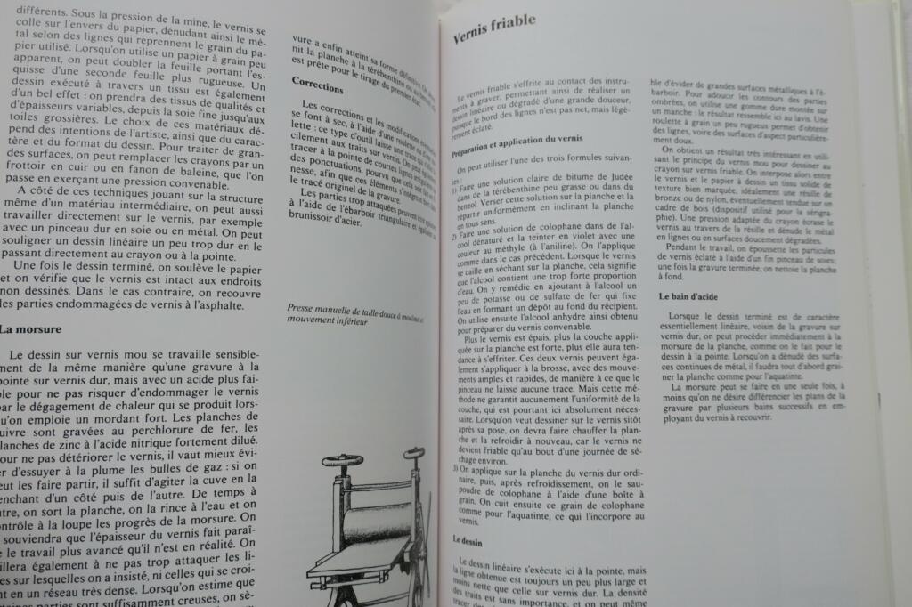 Comprehensive guide to printmaking techniques and history