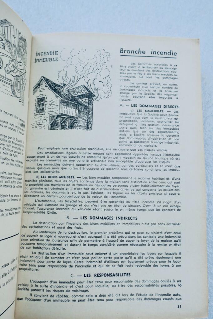 Tourist Guide to Lower Languedoc and Provence 1952